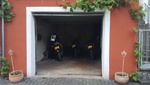 een van de garages hotel zur post
